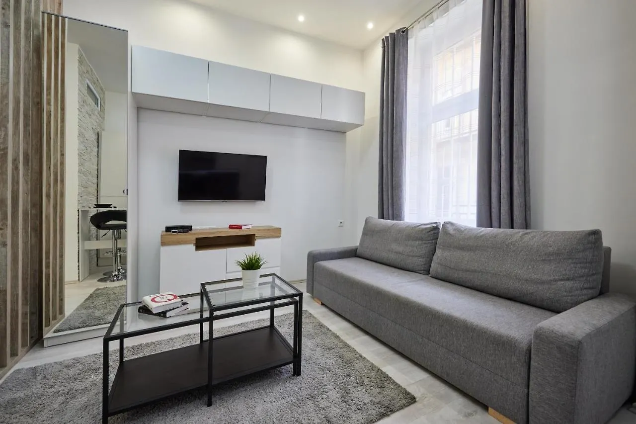 Cozy Little Apartment In Downtown Budapest 0*,  Hungary